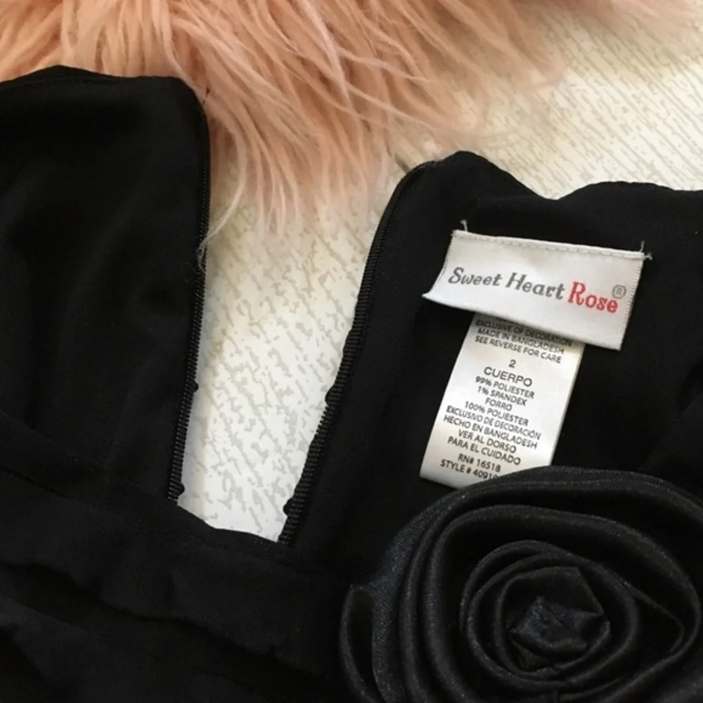 🌸3/$30🌸 Black Sweet Heart Rose dress 👗